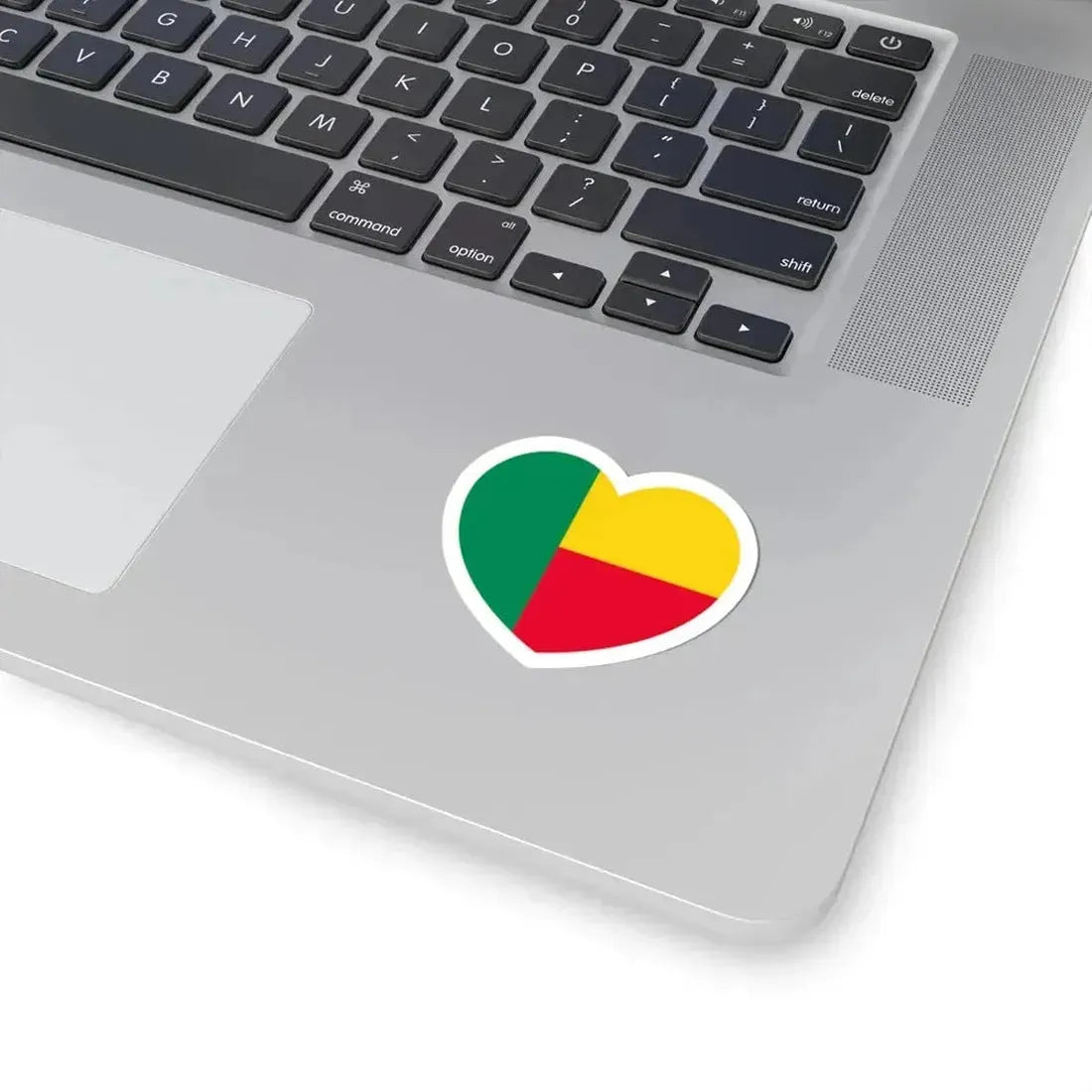 Heart Flag of Benin - STICKER Vinyl Kiss-Cut Decal - The Sticker Space