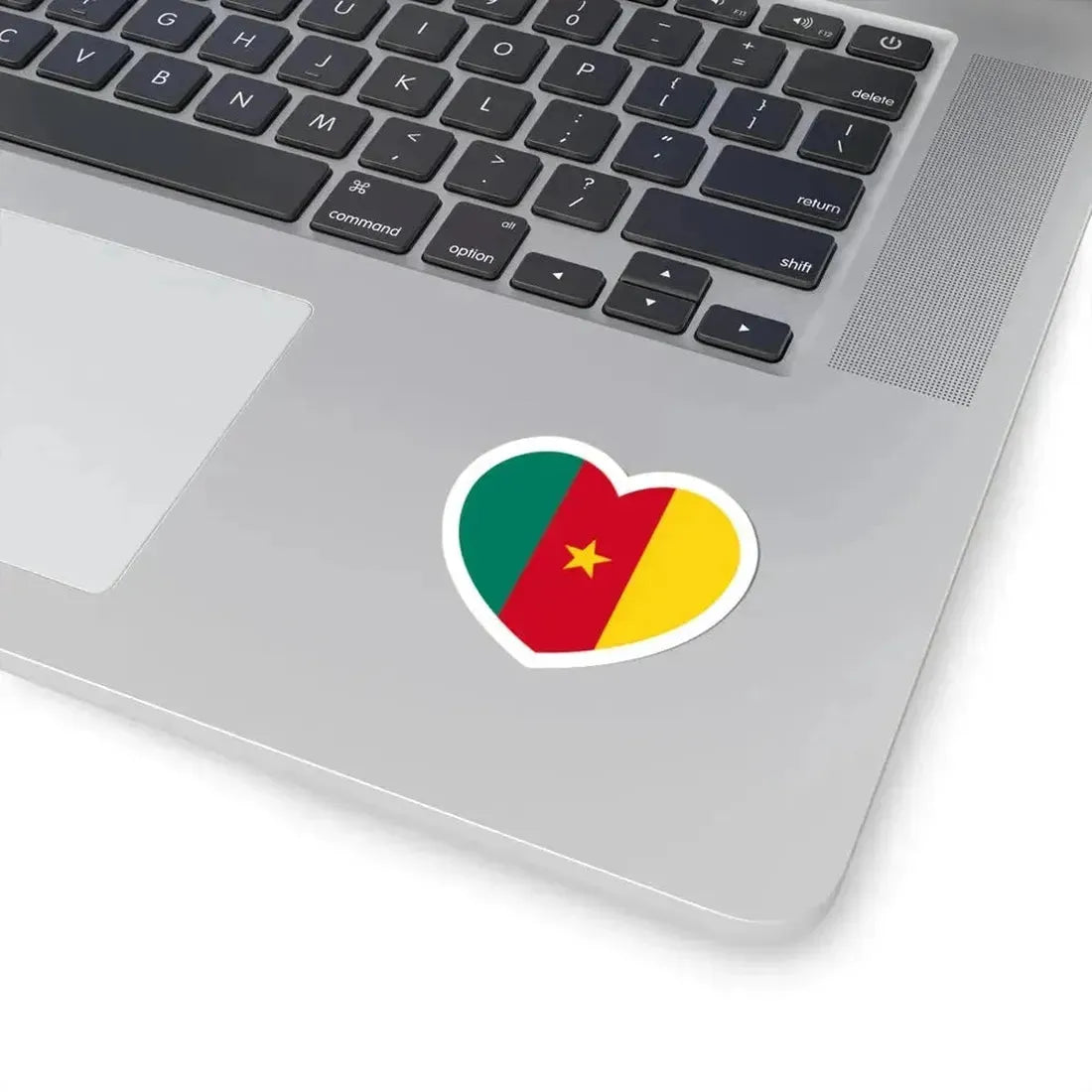 Heart Flag of Cameroon - STICKER Vinyl Kiss-Cut Decal - The Sticker Space