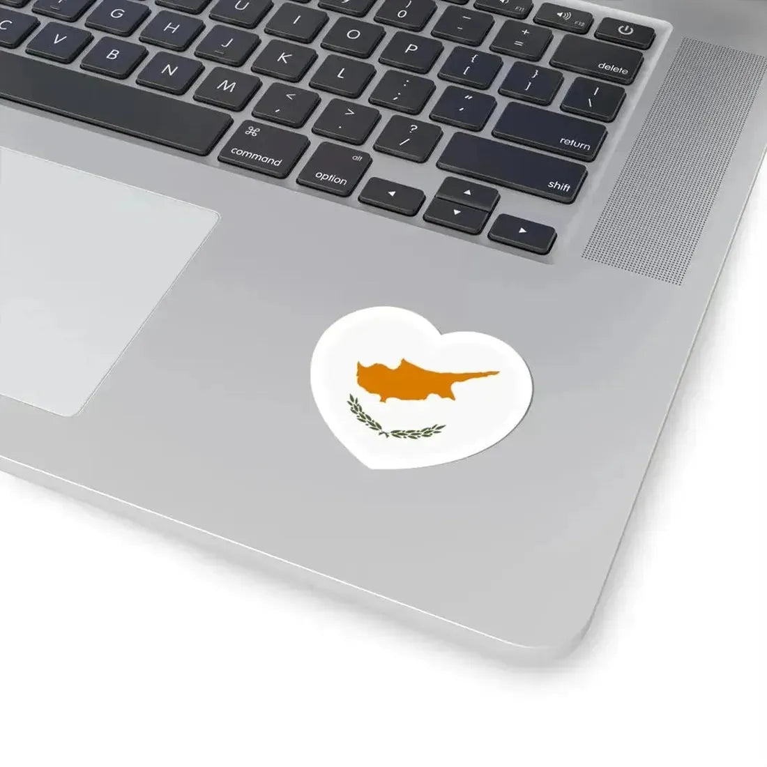 Heart Flag of Cyprus - STICKER Vinyl Kiss-Cut Decal - The Sticker Space