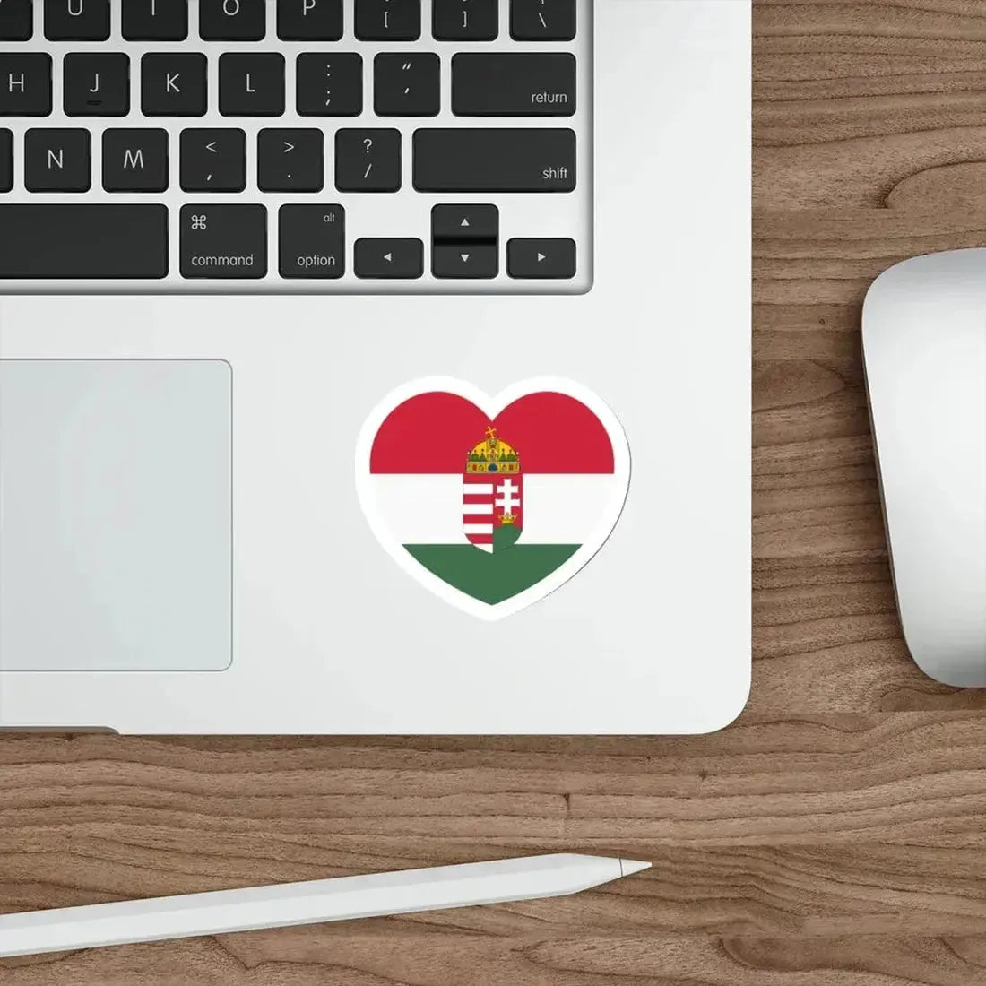 Heart Flag of Hungary 1915-1918, 1919-1946 - STICKER Vinyl Die-Cut Decal - The Sticker Space