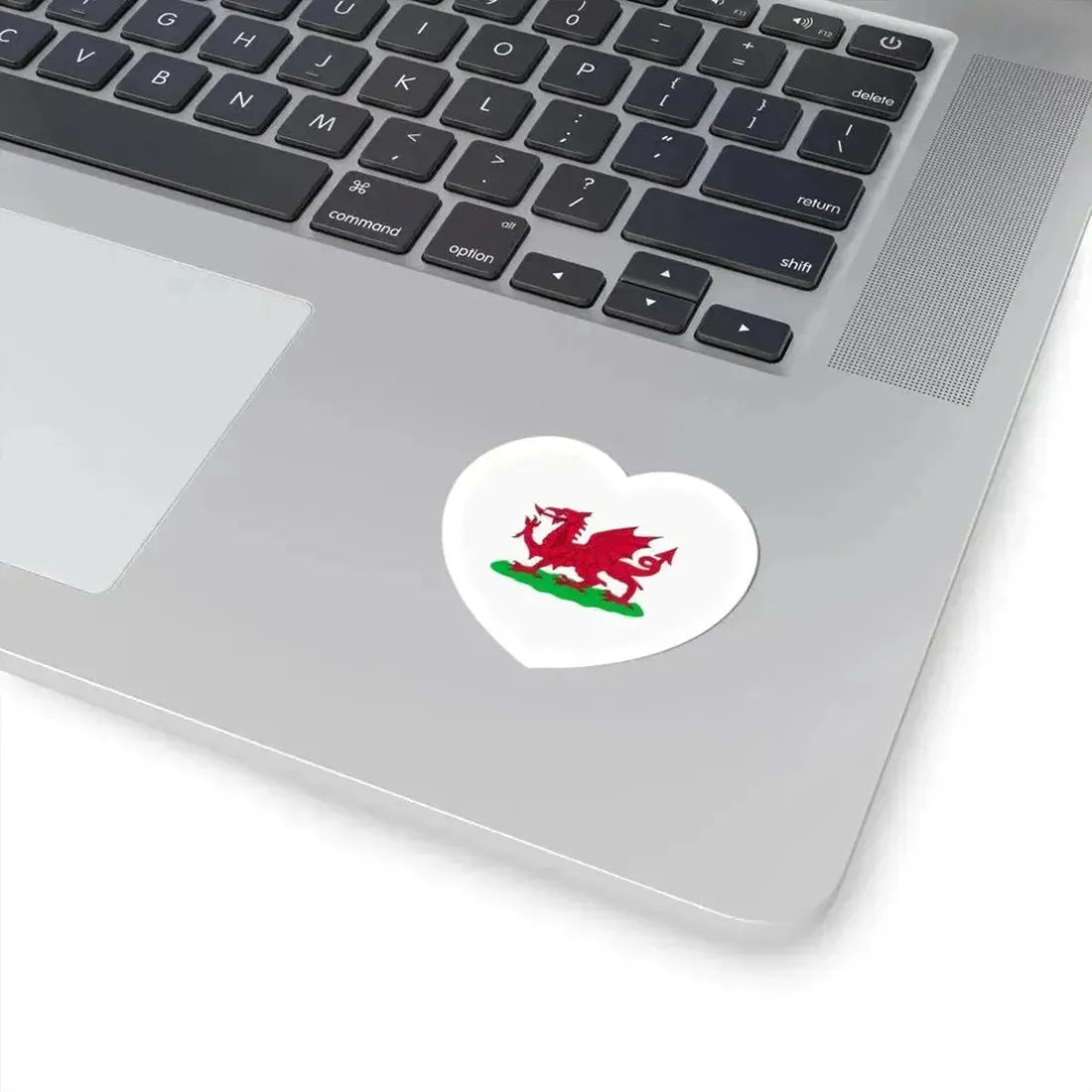Heart Flag of Wales 1807-1953 - STICKER Vinyl Kiss-Cut Decal - The Sticker Space
