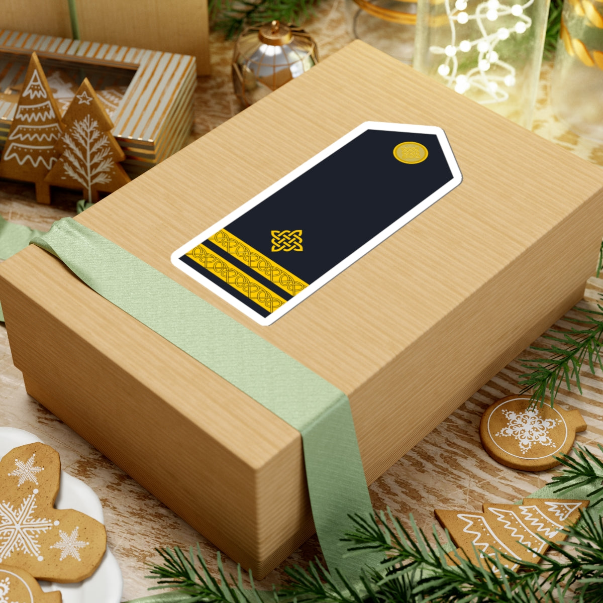 Naramenica ljetne odore poručnika fregate HRM (Croatia) (Military Rank) STICKER Vinyl Kiss-Cut Decal