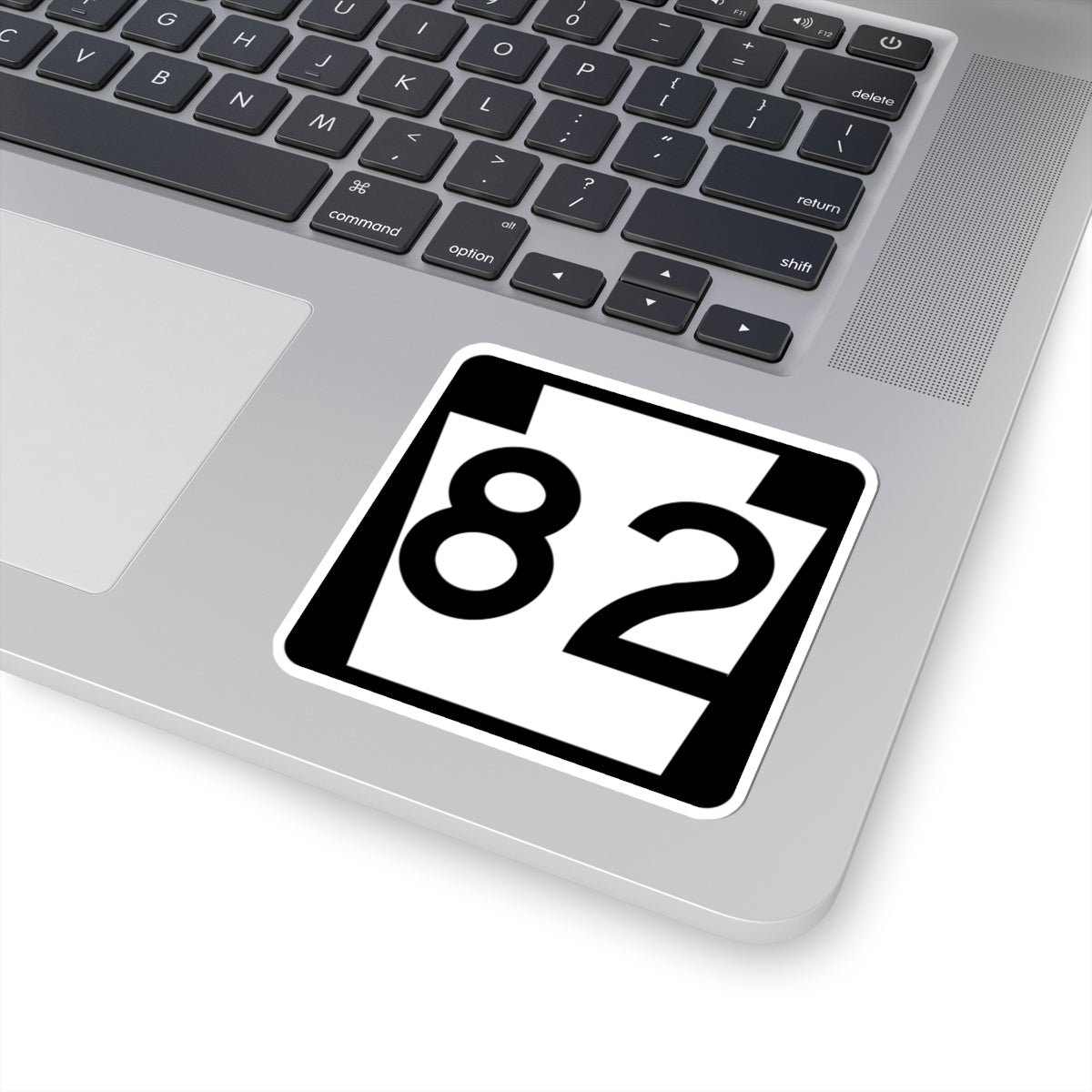 PA-82 (Pennsylvania) (Road Sign) STICKER Vinyl Kiss-Cut Decal