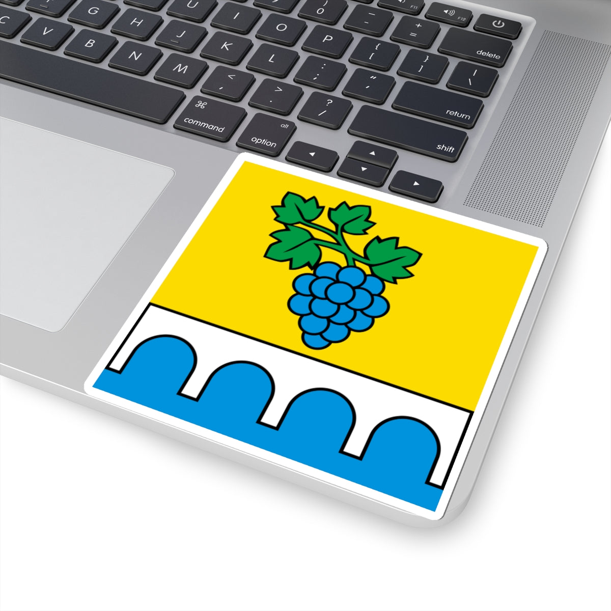 CHE Tresa Flag (Switzerland) STICKER Vinyl Kiss-Cut Decal
