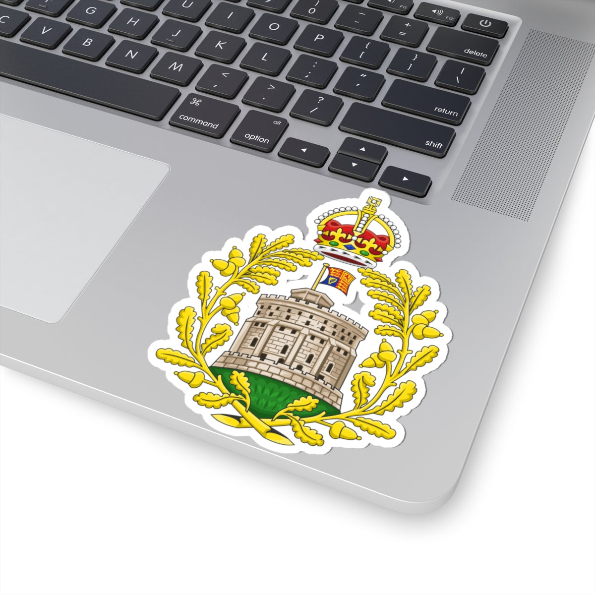 Badge of the House of Windsor (United Kingdom) (Coat of Arms) STICKER Vinyl Kiss-Cut Decal