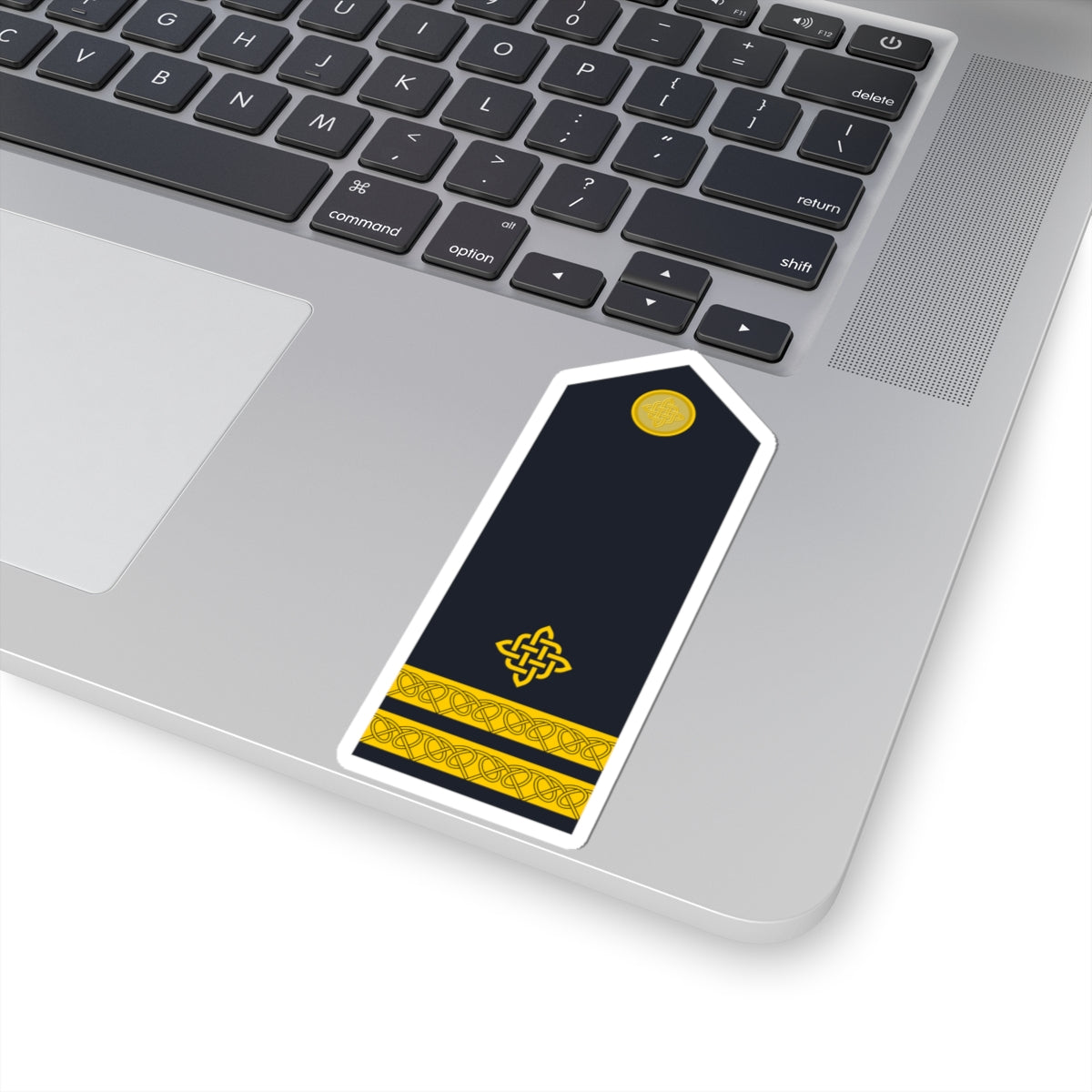 Naramenica ljetne odore poručnika fregate HRM (Croatia) (Military Rank) STICKER Vinyl Kiss-Cut Decal