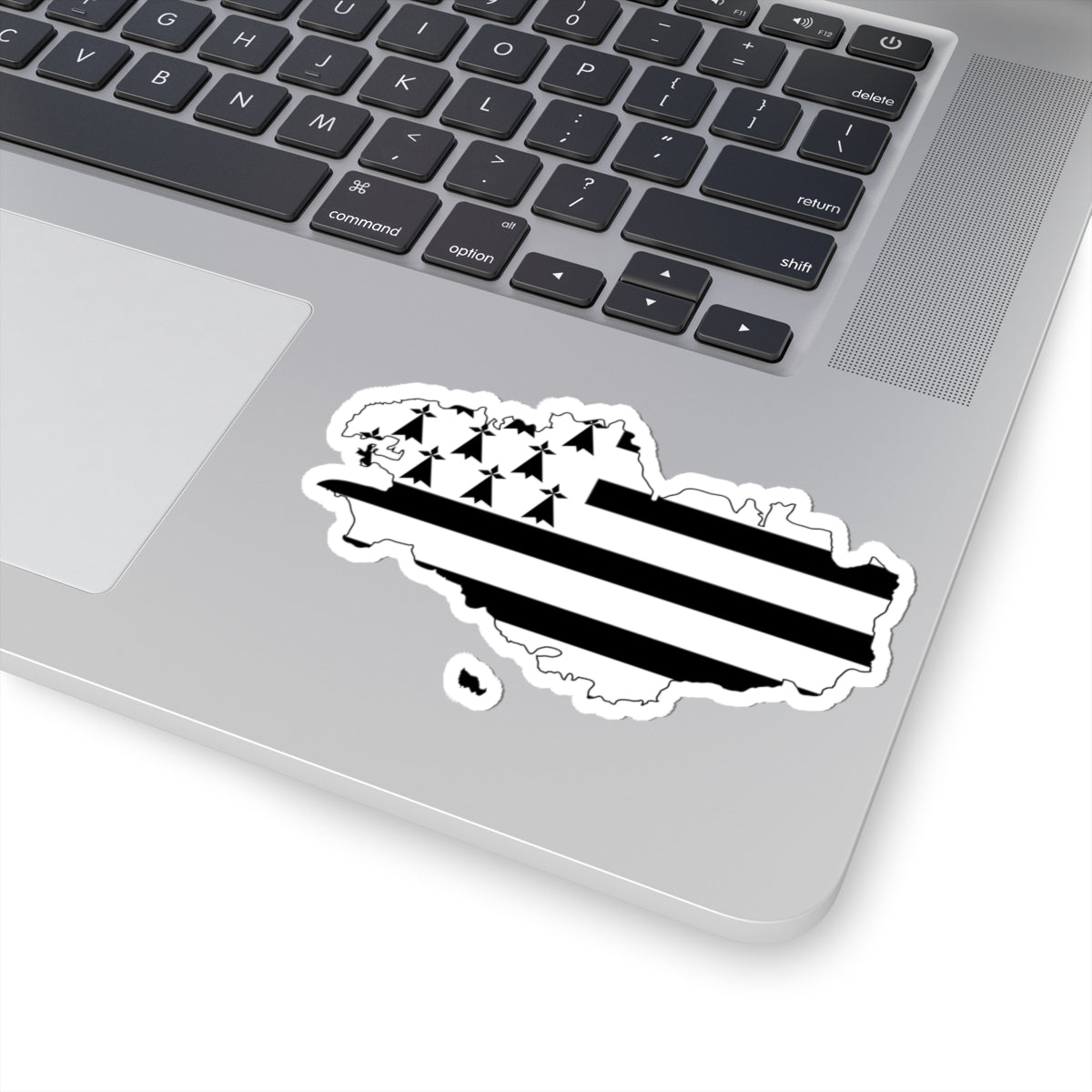 Flag map of Brittany Bretagne (France) STICKER Vinyl Kiss-Cut Decal