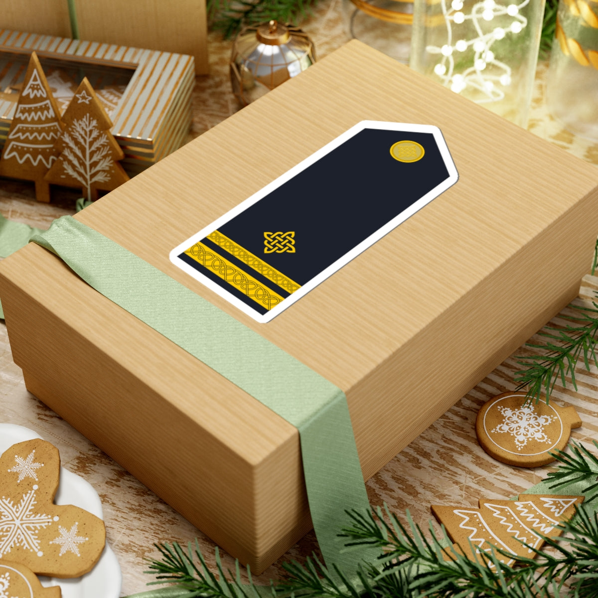 Naramenica ljetne odore poručnika korvete HRM (Croatia) (Military Rank) STICKER Vinyl Kiss-Cut Decal