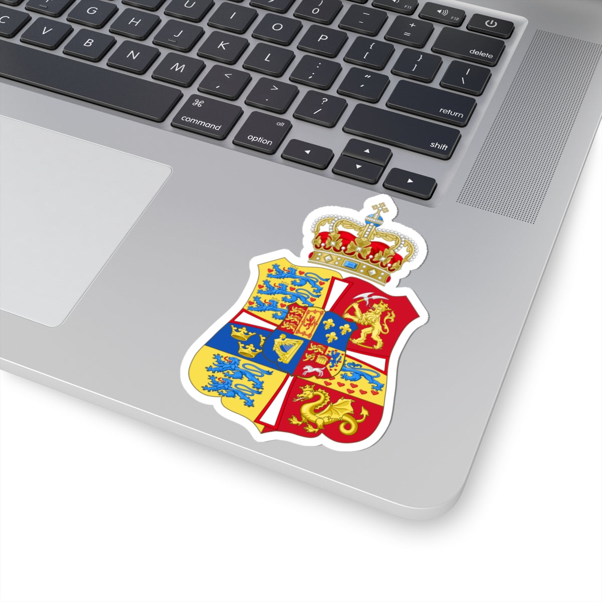Armoiries de Louise et Caroline Mathilde de Grande Bretagne reine Danemark et Norvège (Denmark) (Coat of Arms) STICKER Vinyl Kiss-Cut Decal