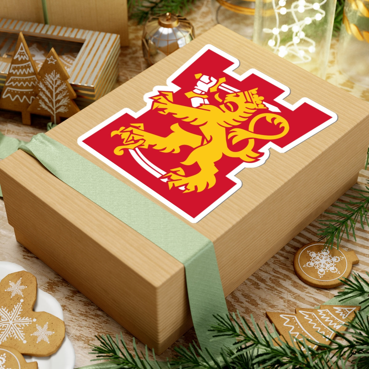 Suomen Puolustusvoimien tornileijona (Finland) (Coat of Arms) STICKER Vinyl Kiss-Cut Decal