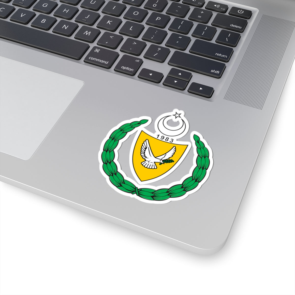 Coat of arms of the Turkish Republic of Northern Cyprus (1983-2007) - STICKER Vinyl Kiss-Cut Decal