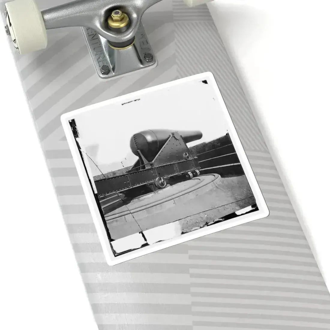 Alexandria, Virginia. 15-Inch Rodman Gun in Battery Rodgers (U.S. Civil War) STICKER Vinyl Kiss-Cut Decal - The Sticker Space