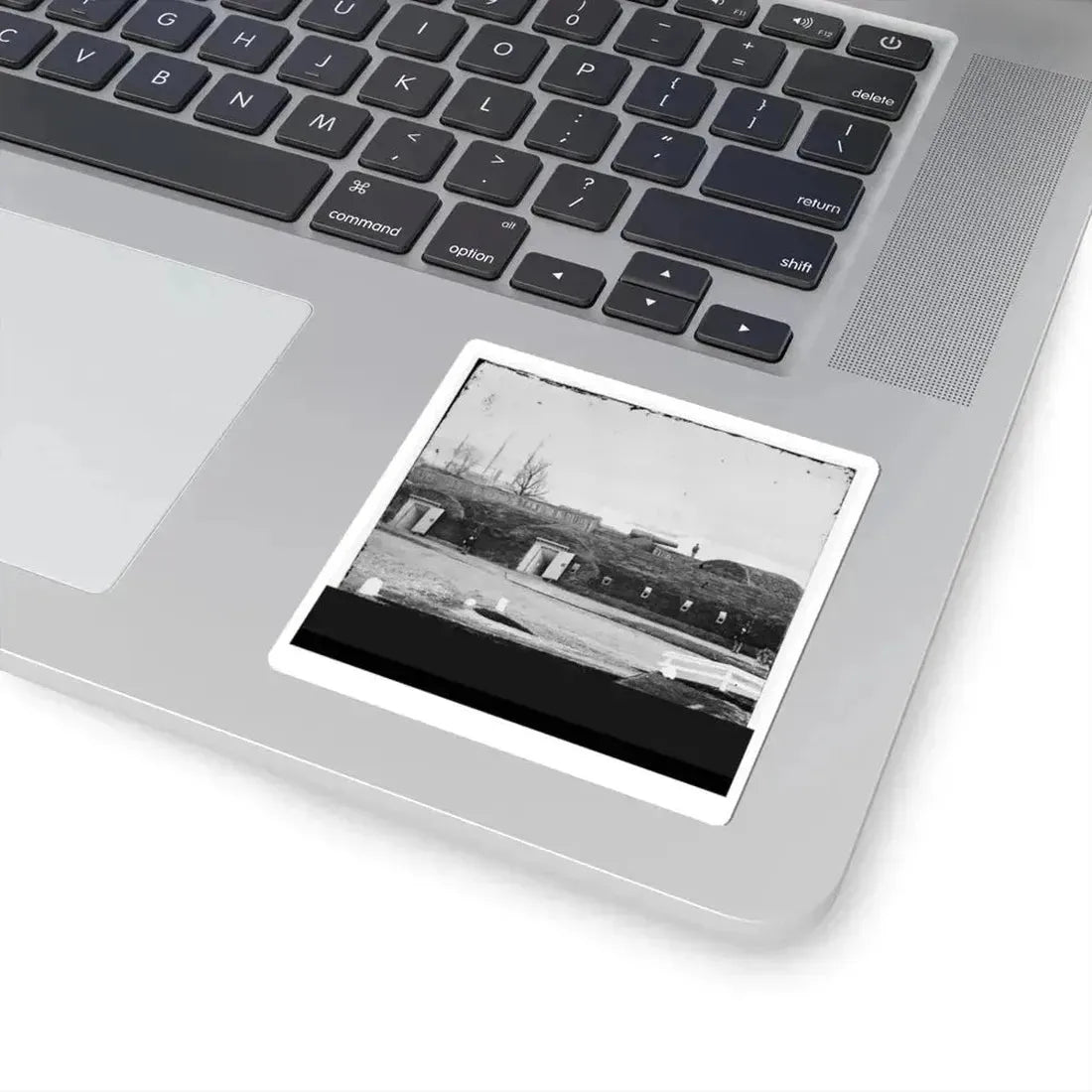 Alexandria, Virginia (Vicinity). Battery Rodgers Overlooking the Potomac Near Jones' Point (U.S. Civil War) STICKER Vinyl Kiss-Cut Decal - The Sticker Space