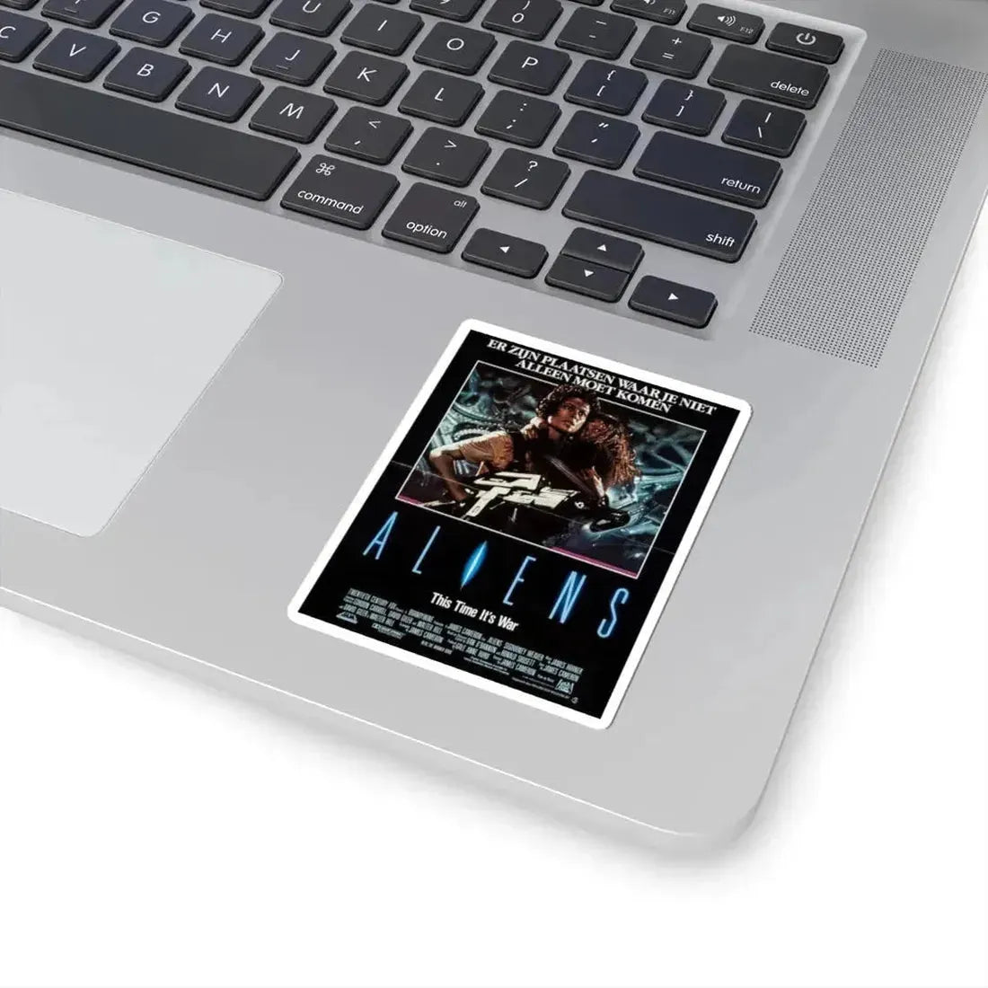 ALIENS (DUTCH) 1986 Movie Poster - STICKER Vinyl Kiss-Cut Decal - The Sticker Space