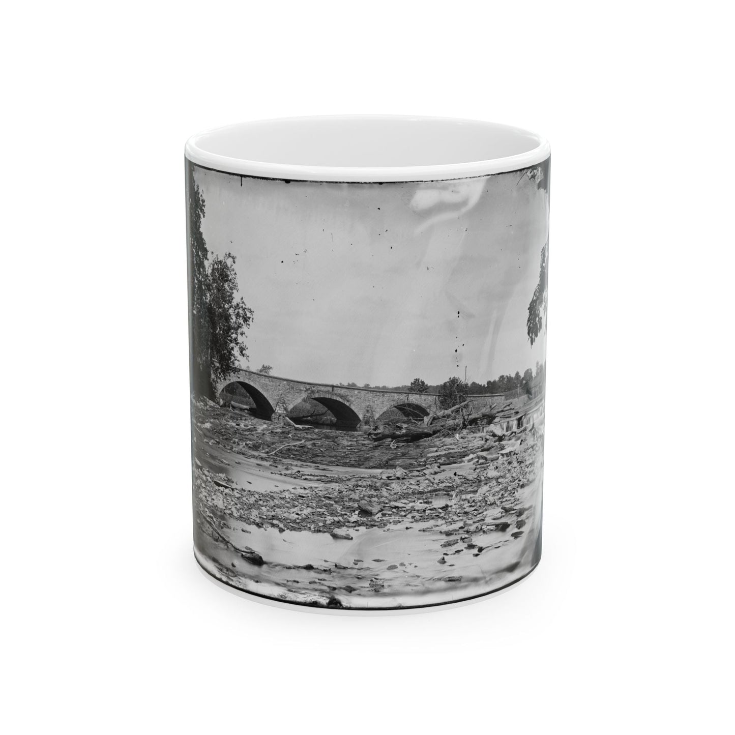 Antietam, Maryland. Antietam Bridge On Sharpsburg And Boonsboro Turnpike (U.S. Civil War) White Coffee Mug