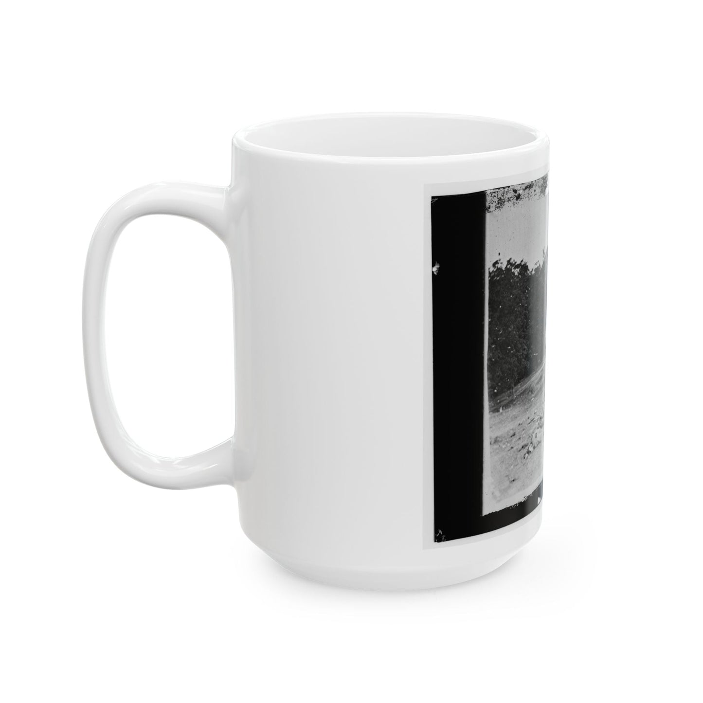 Antietam, Maryland. Bodies In Front Of The Dunker Church (U.S. Civil War) White Coffee Mug