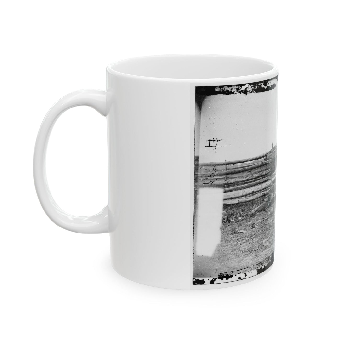 Antietam, Maryland. Bodies Of Confederate Soldiers By Fence On Hagerstown Pike (U.S. Civil War) White Coffee Mug