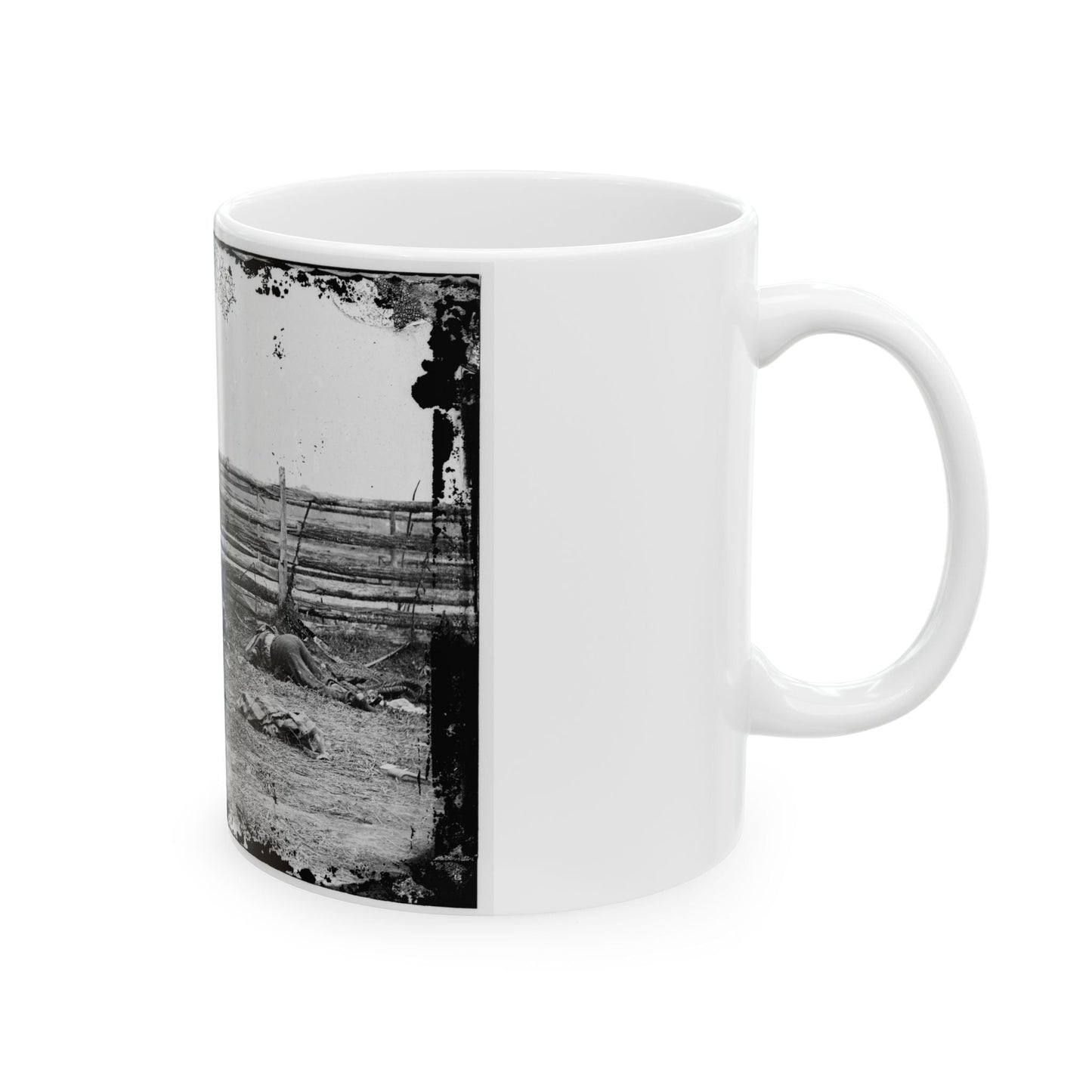 Antietam, Maryland. Bodies Of Confederate Soldiers By Fence On Hagerstown Pike (U.S. Civil War) White Coffee Mug