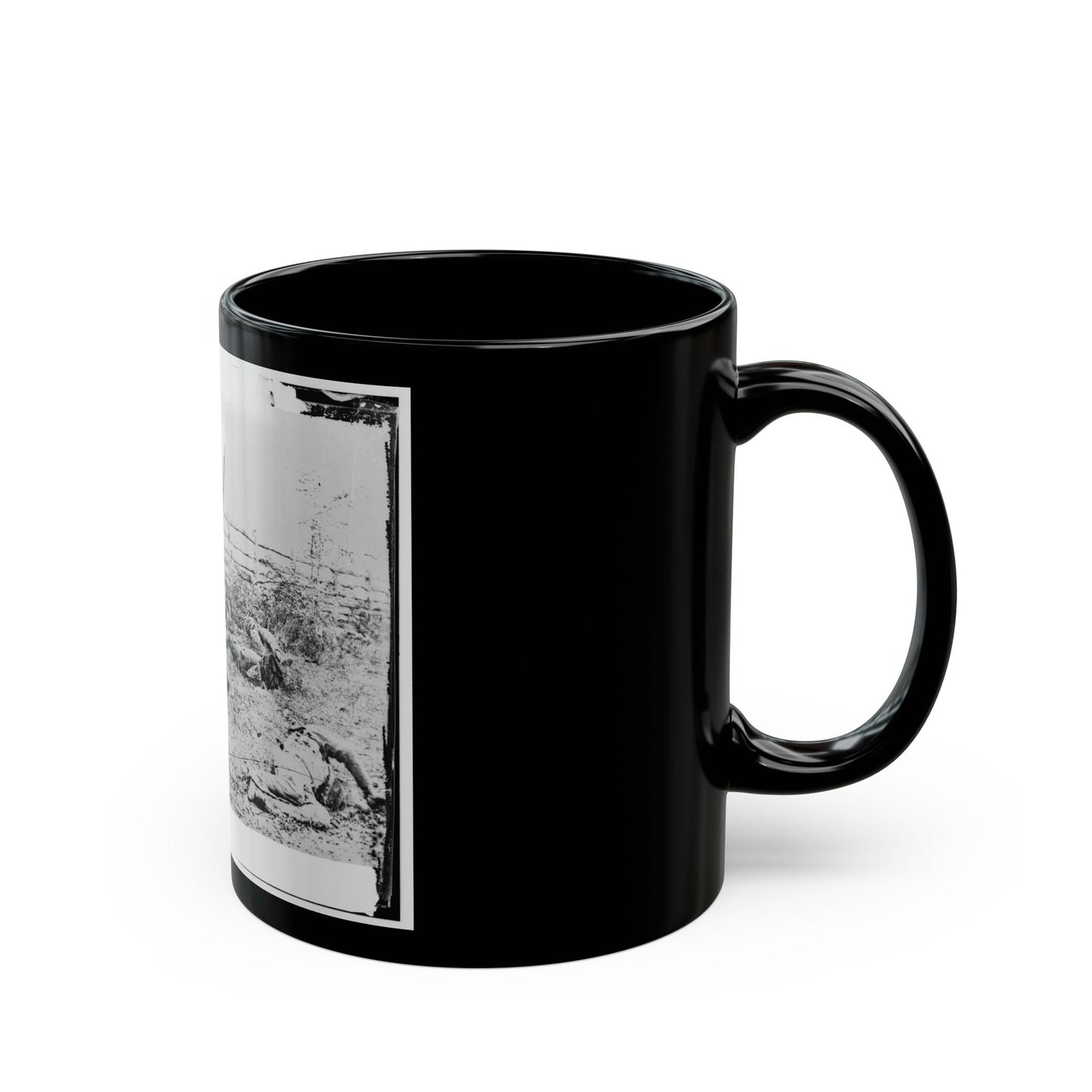 Antietam, Maryland. Confederate Soldiers As They Fell Inside The Fence On The Hagerstown Road (U.S. Civil War) Black Coffee Mug