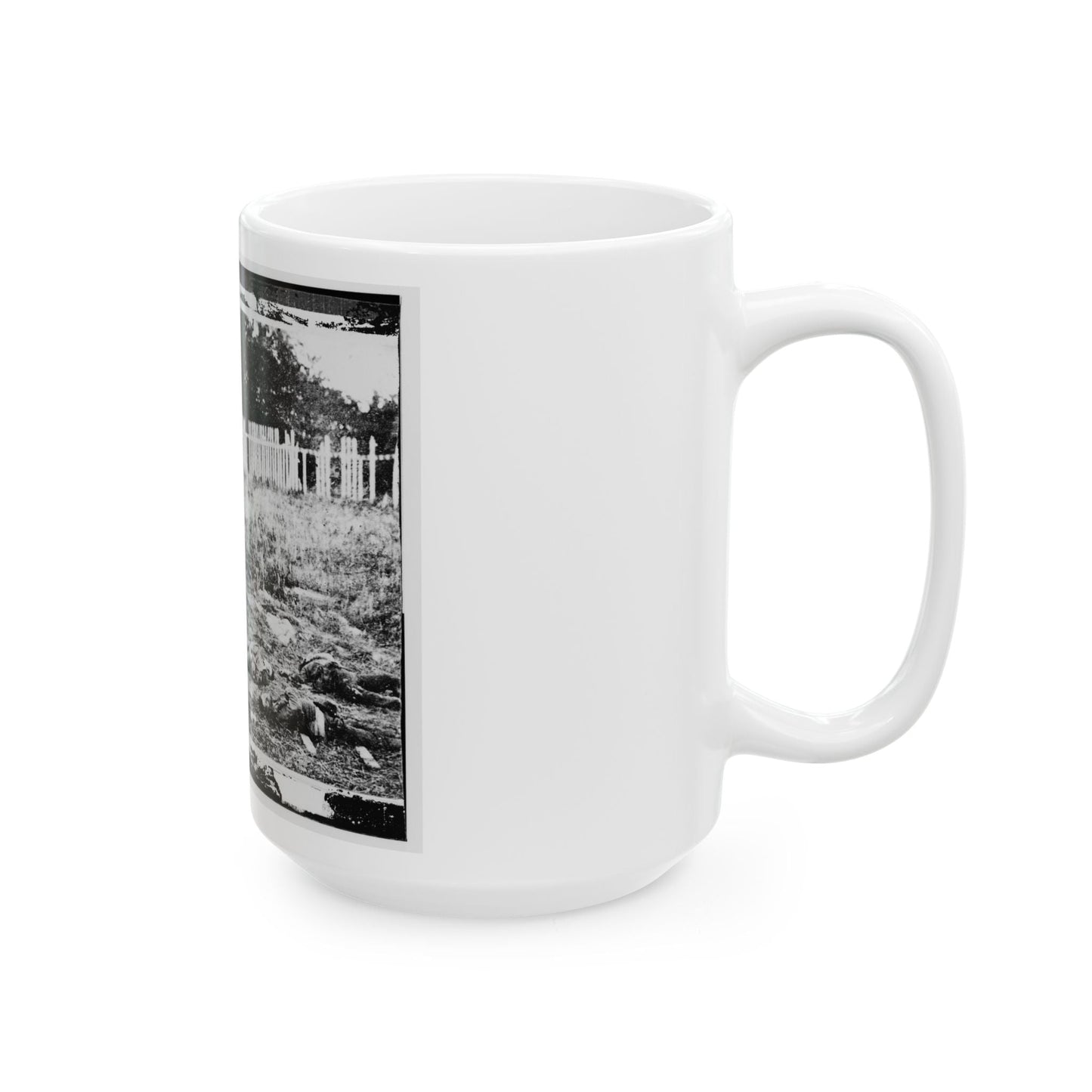 Antietam, Maryland. Dead Soldiers On Battlefield (U.S. Civil War) White Coffee Mug