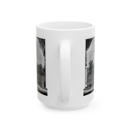 Antietam, Maryland. Rullet's House On The Battlefield (U.S. Civil War) White Coffee Mug