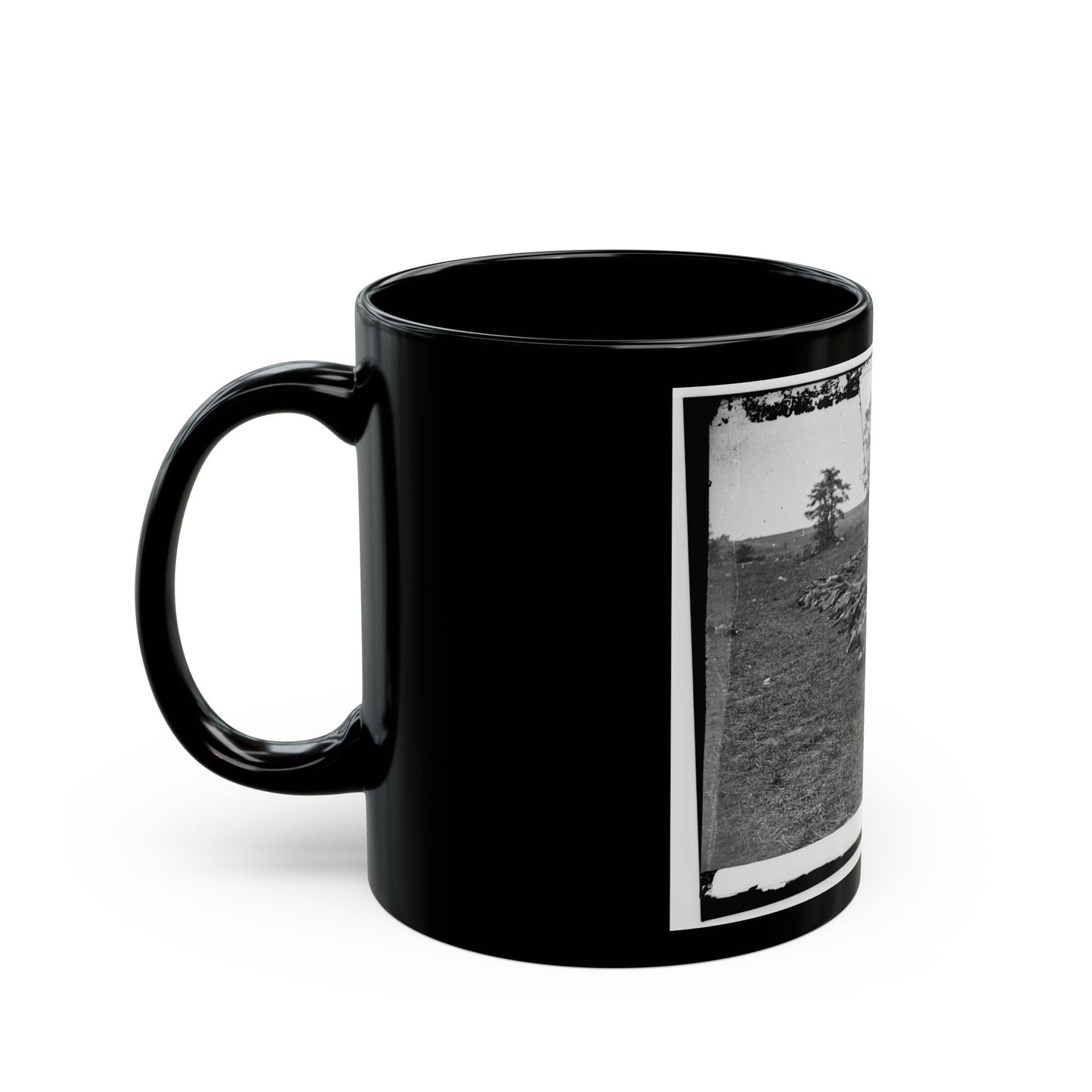 Antietam, Md. Bodies Of Confederate Dead Gathered For Burial (U.S. Civil War) Black Coffee Mug-The Sticker Space