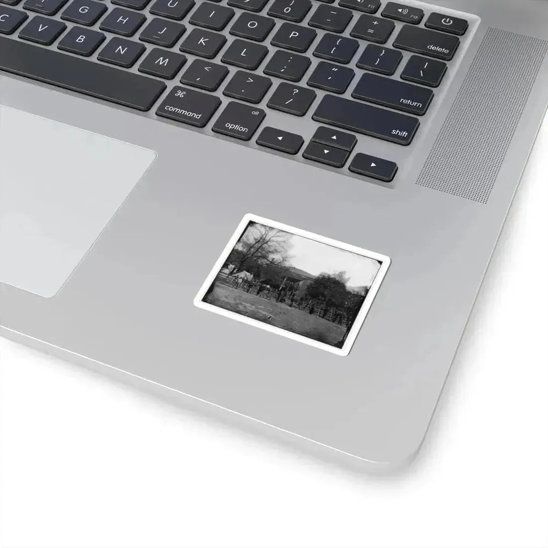 Appomattox Court House, Va. Federal Soldiers at the Courthouse (U.S. Civil War) STICKER Vinyl Kiss-Cut Decal - The Sticker Space