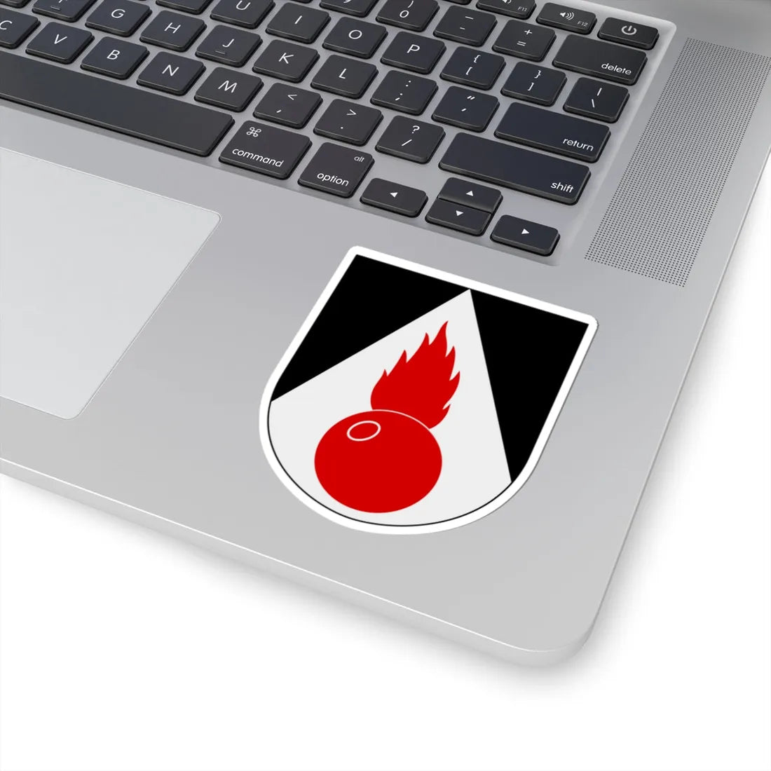 Artilleriregementet 924. kompaniet vapen (Sweden) (Coat of Arms) STICKER Vinyl Kiss-Cut Decal - The Sticker Space