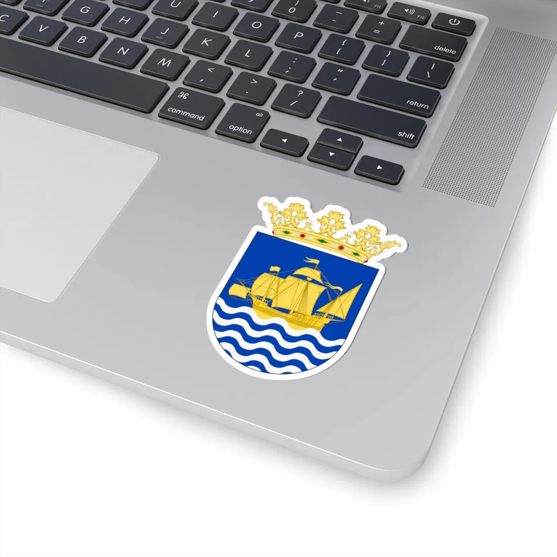 BayajaOldshield (Dominica) (Coat of Arms) STICKER Vinyl Kiss-Cut Decal - The Sticker Space