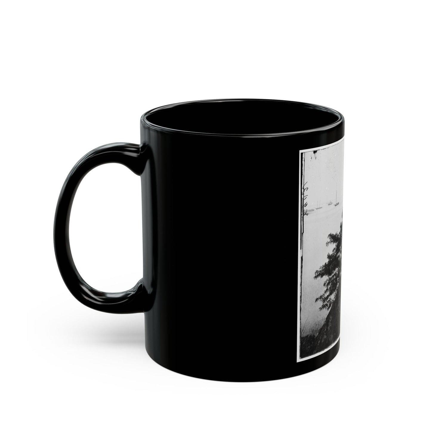 Belle Plain Landing, Virginia. Distance View Of Belle Plain Landing On The James River (U.S. Civil War) Black Coffee Mug