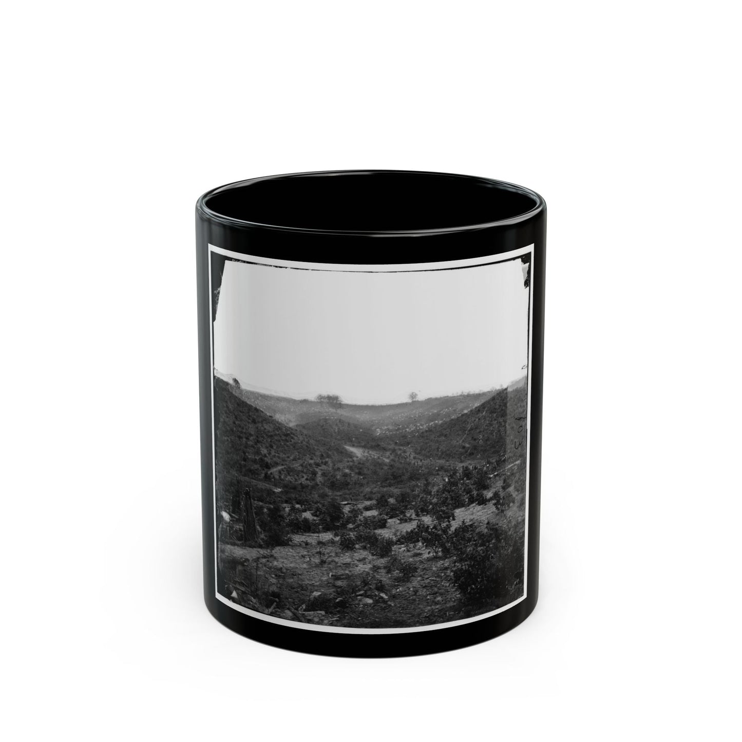 Belle Plain, Virginia. Encampment Of 7,000 Confederates In The  Punch Bowl (U.S. Civil War) Black Coffee Mug