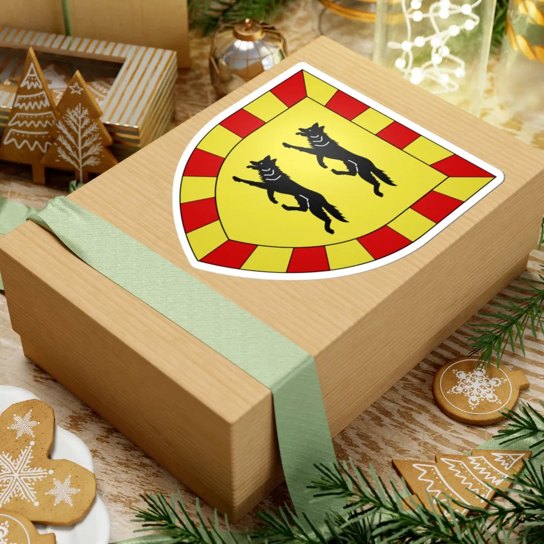 Blason Fr famille Alzate Basse-Navarre (Spain) (Coat of Arms) STICKER Vinyl Kiss-Cut Decal - The Sticker Space
