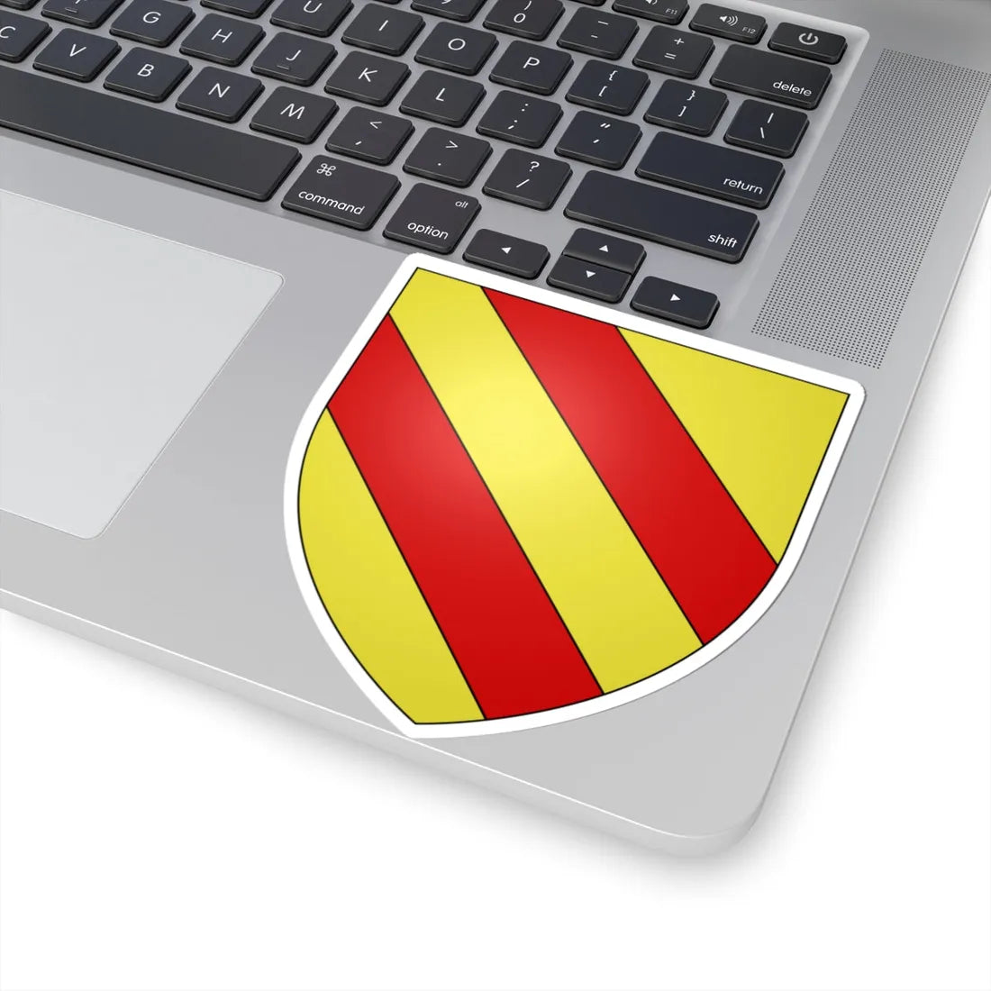 Blason Fr famille Azme Basse-Navarre (Spain) (Coat of Arms) STICKER Vinyl Kiss-Cut Decal - The Sticker Space