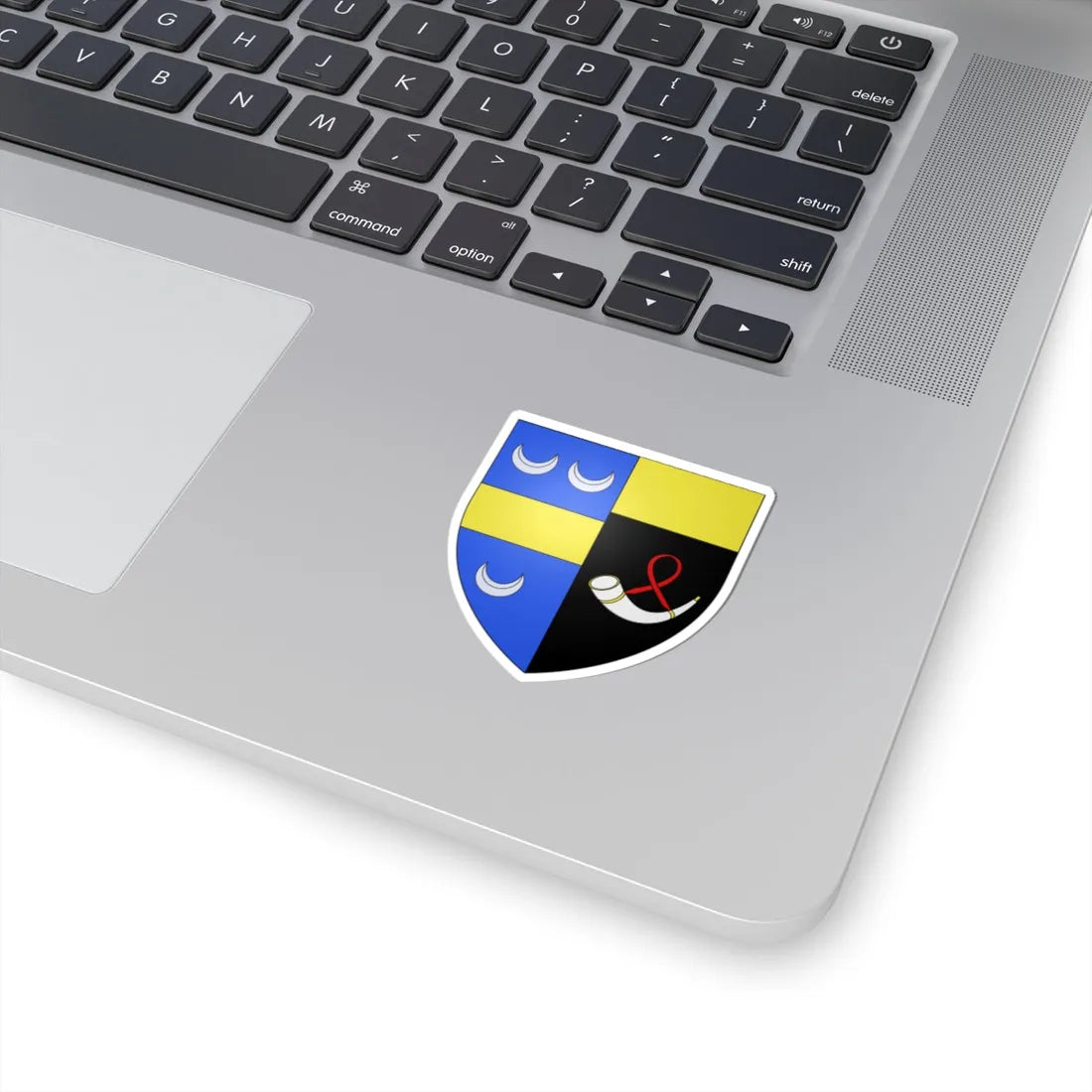 Blason ville be Kluisbergen (Belgium) (Coat of Arms) STICKER Vinyl Kiss-Cut Decal - The Sticker Space