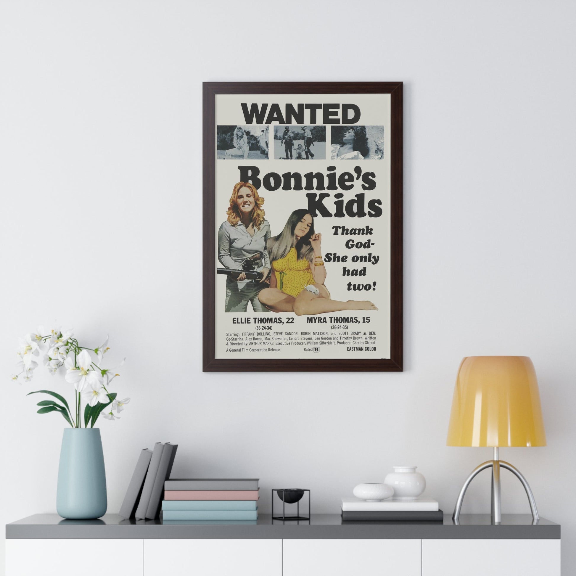 BONNIE'S KIDS 1972 - Framed Movie Poster-The Sticker Space