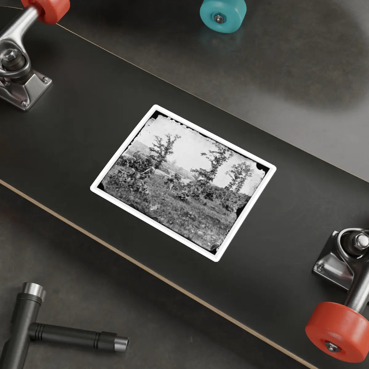 SKU:25070846235596231677 Sticker types:White Shape:Die-Cut Sizes:6" × 6"