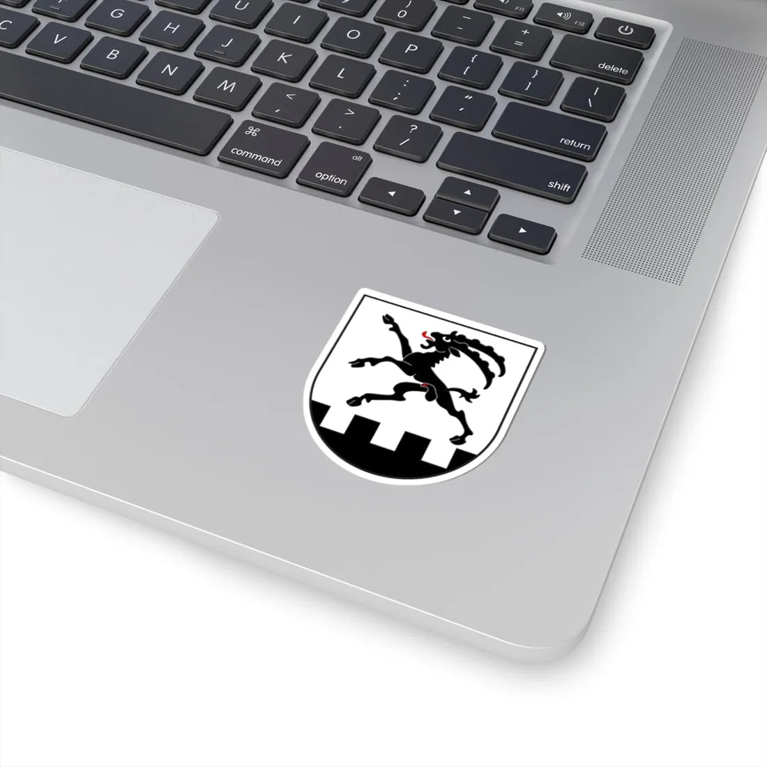 Bregaglia Kreis wappen (Switzerland) (Coat of Arms) STICKER Vinyl Kiss-Cut Decal - The Sticker Space
