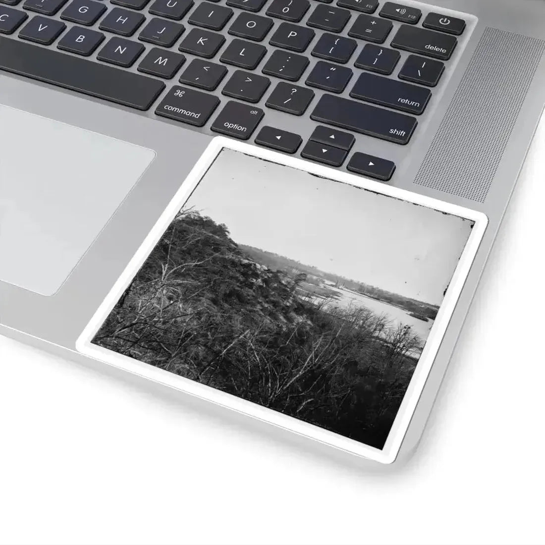 Broadway Landing, Virginia. Where Butler's Troops Crossed the Appomattox River (U.S. Civil War) STICKER Vinyl Kiss-Cut Decal - The Sticker Space
