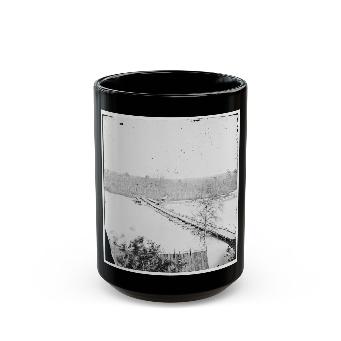 Broadway Landing, Virginia. Pontoon Bridge Across The Appomattox River (U.S. Civil War) Black Coffee Mug