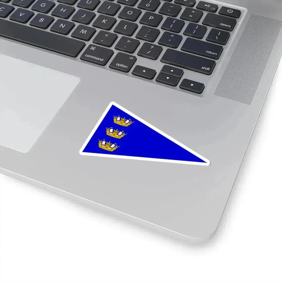 Burgee of Cofradia Nautica Pacifico (Chile) STICKER Vinyl Kiss-Cut Decal - The Sticker Space