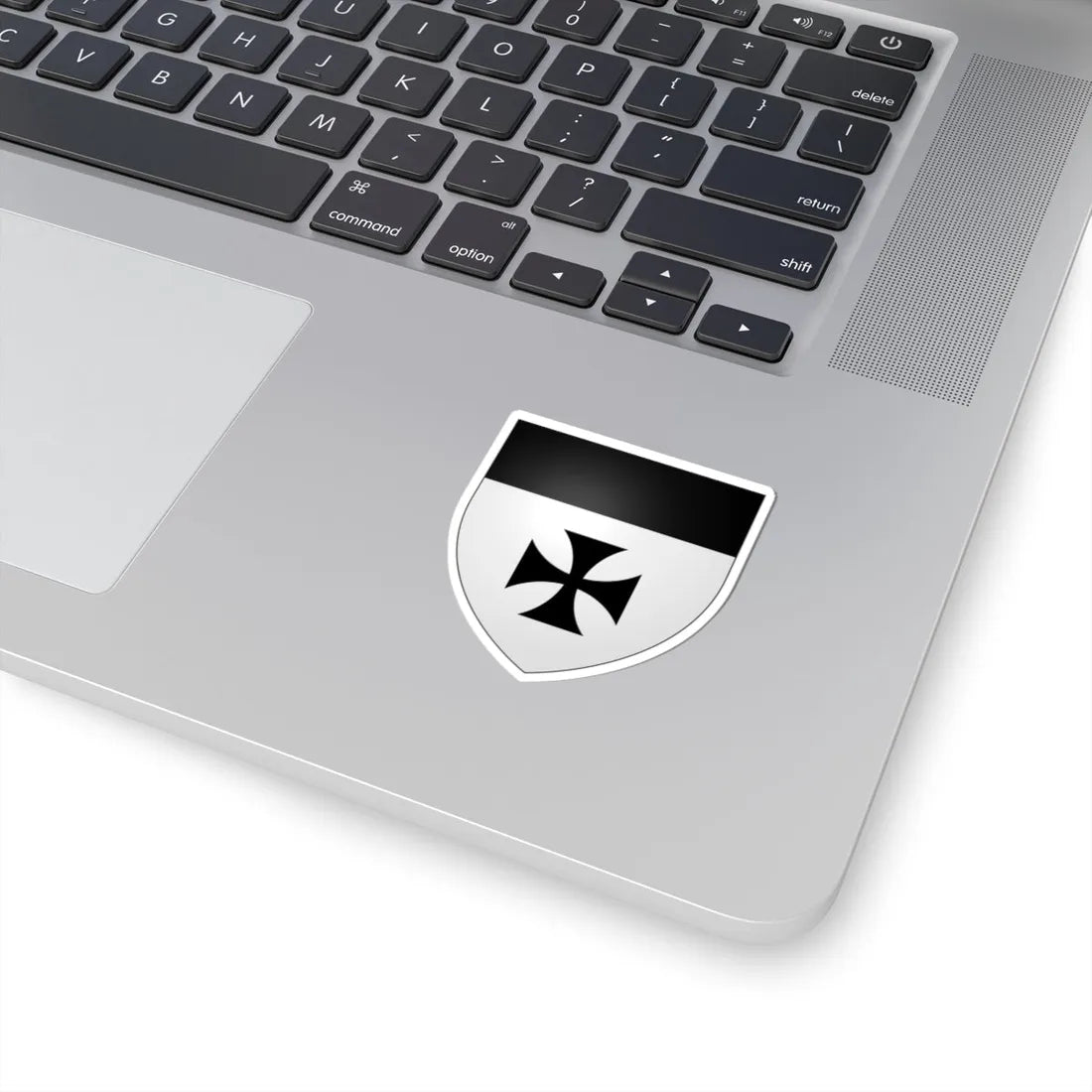 Caminesi di Sotto-Stemma (Italy) (Coat of Arms) STICKER Vinyl Kiss-Cut Decal - The Sticker Space