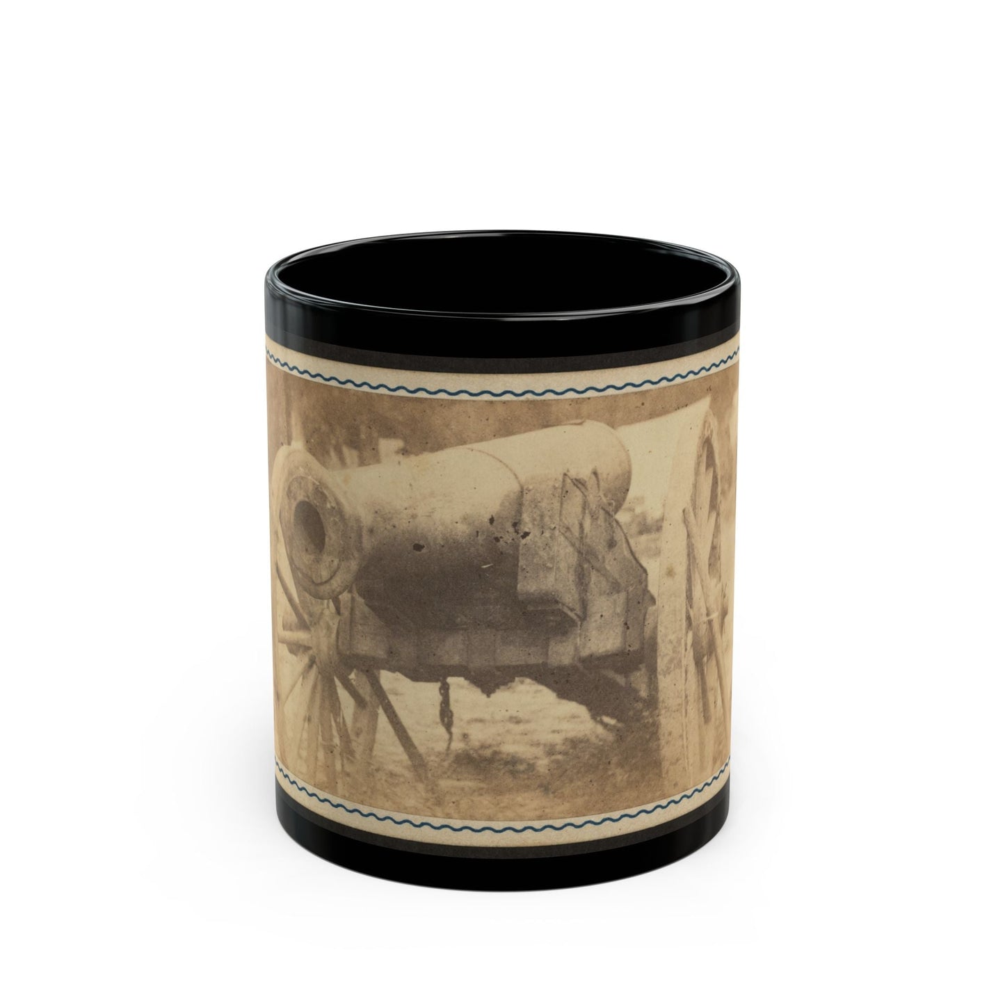 Cannon Mounted In The Camp Of Duryea's And Bainbridge's Batteries, 15th Arkansas Confederate Infantry, Port Hudson, Louisiana 001 (U.S. Civil War) Black Coffee Mug