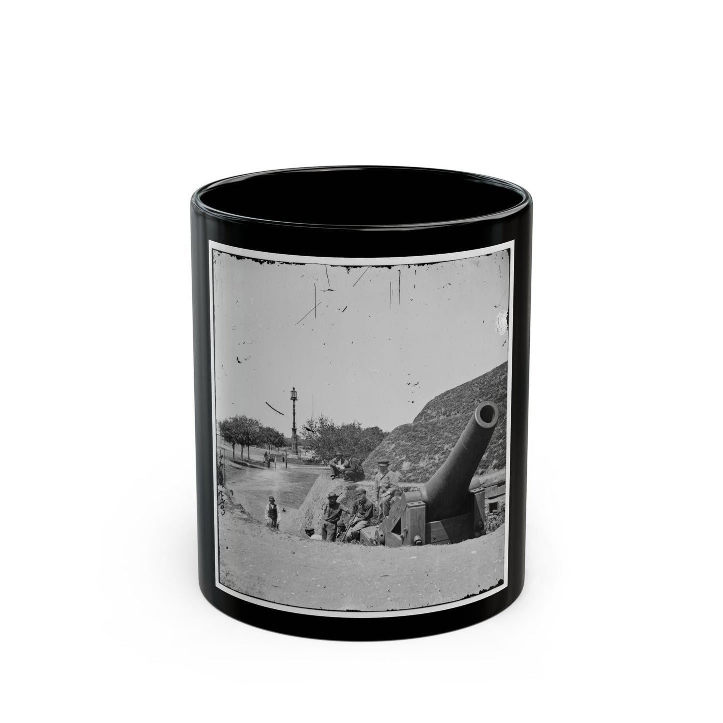 Charleston, S.C. Gun On The Point Battery (U.S. Civil War) Black Coffee Mug