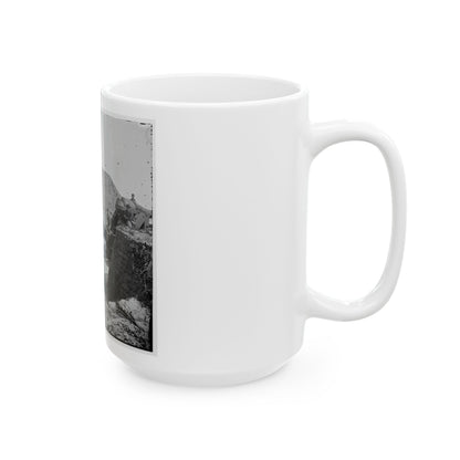 Charleston, S.C. Mounted Gun, Parapet Of Fort Moultrie (U.S. Civil War) White Coffee Mug