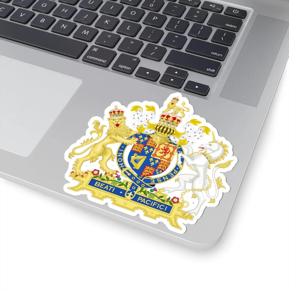 Coat of arms of James I of England 1603-1625 variant motto 1 (England) (Coat of Arms) STICKER Vinyl Kiss-Cut Decal - The Sticker Space