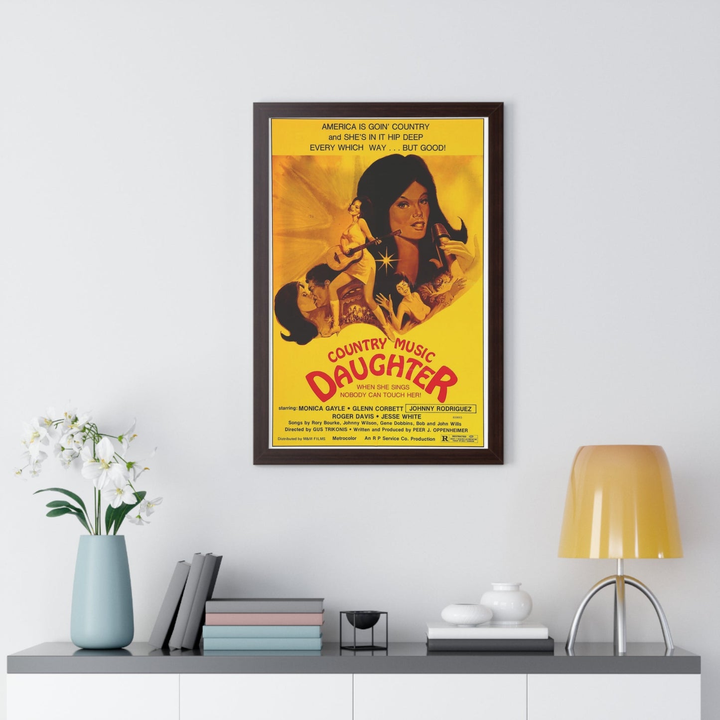 COUNTRY MUSIC DAUGHTER (NASHVILLE GIRL) 1976 - Framed Movie Poster-The Sticker Space