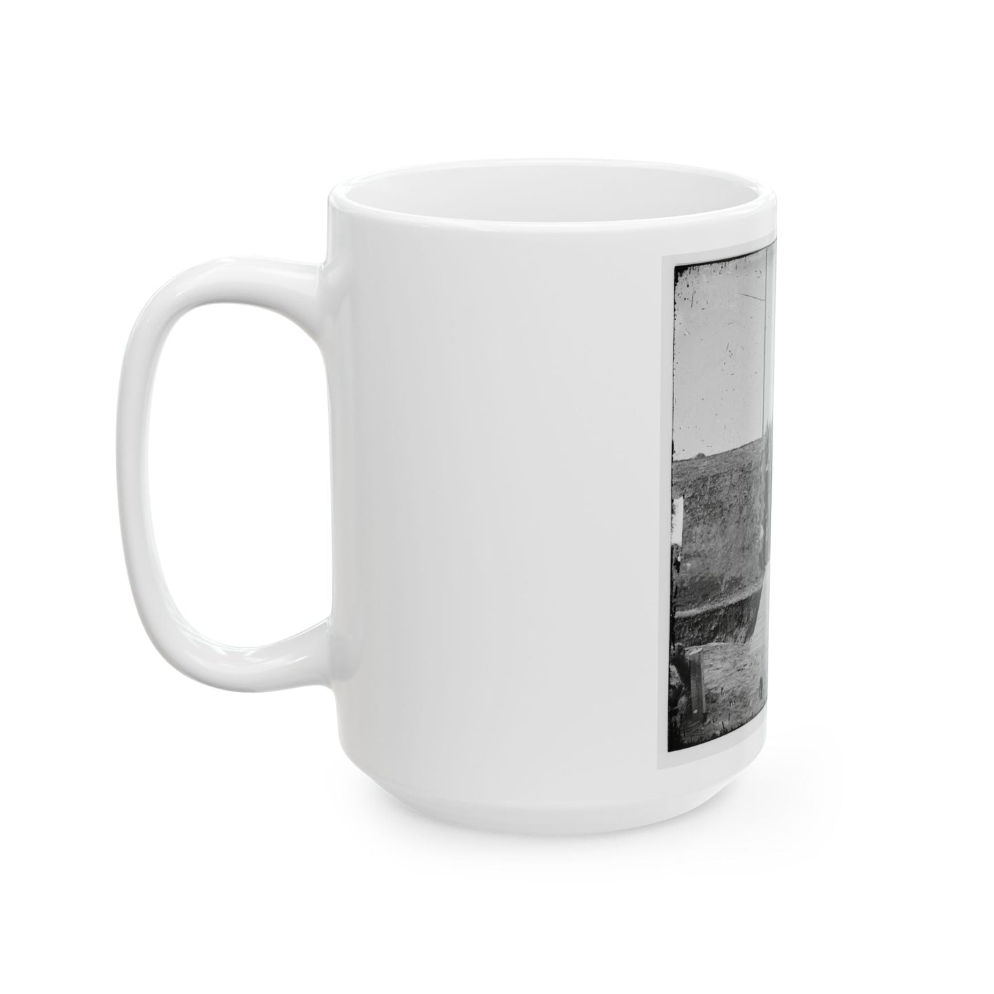 District Of Columbia. Soldiers At Gate Of Fort Slemmer (U.S. Civil War) White Coffee Mug