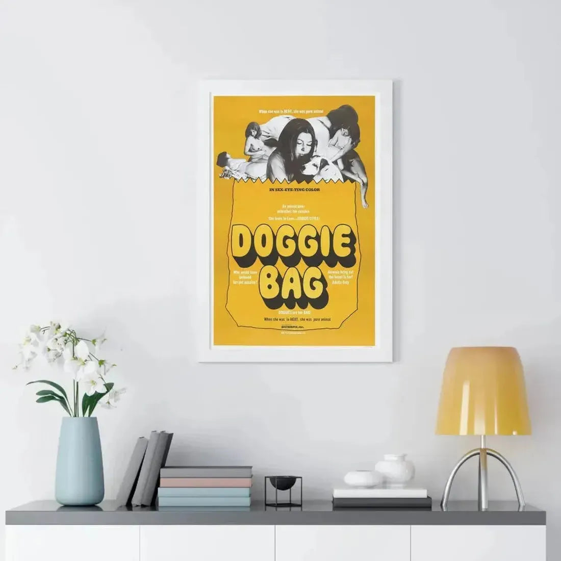 DOGGIE BAG 1969 - Framed Movie Poster - The Sticker Space