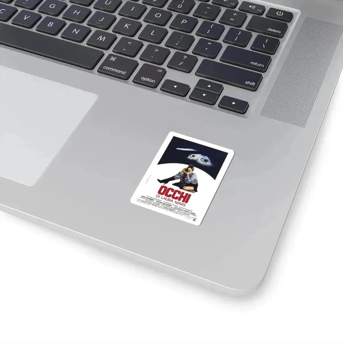 EYES OF LAURA MARS (ITALIAN) 1976 Movie Poster - STICKER Vinyl Kiss-Cut Decal - The Sticker Space