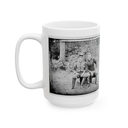 Fair Oaks, Va. Lt. James B. Washington, A Confederate Prisoner, With Capt. George A. Custer Of The 5th Cavalry, U.S.A. (U.S. Civil War) White Coffee Mug